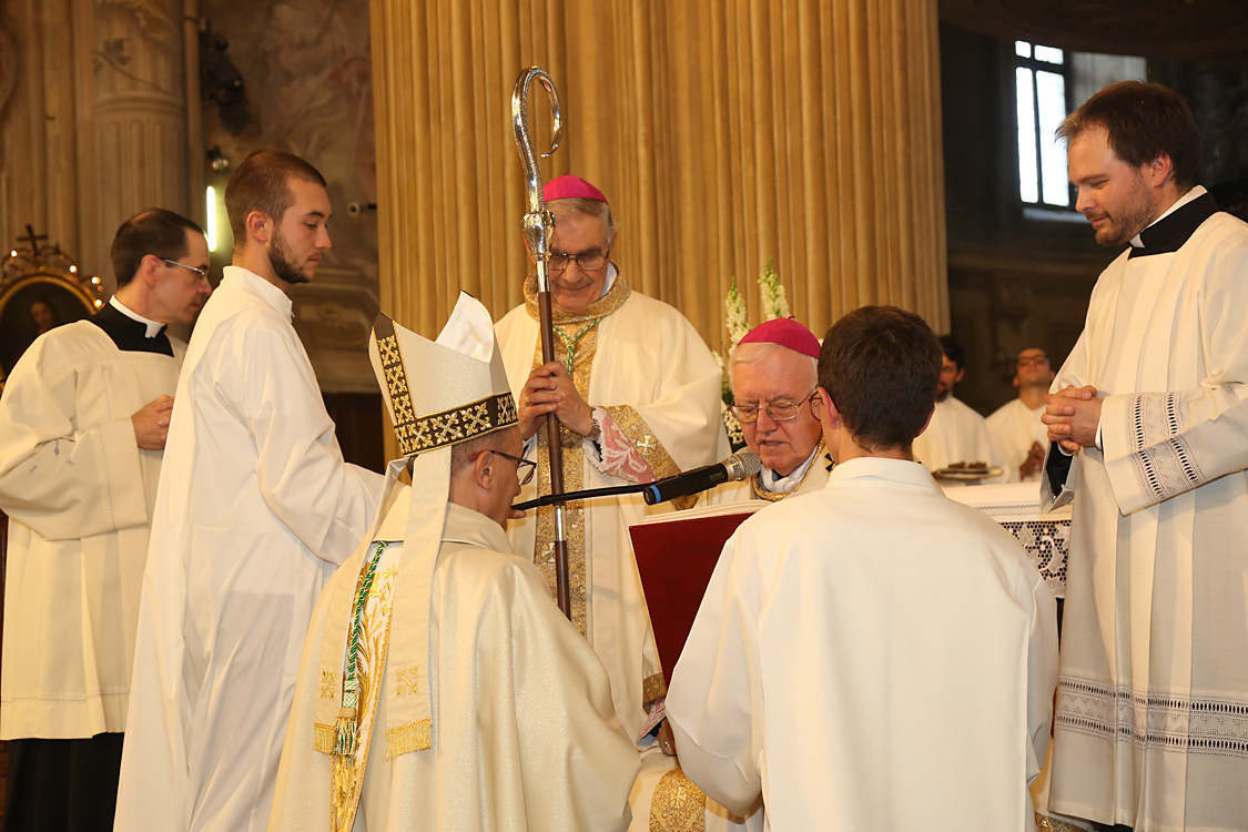Monsignor Marco Prastaro Vescovo di Asti_277.jpg